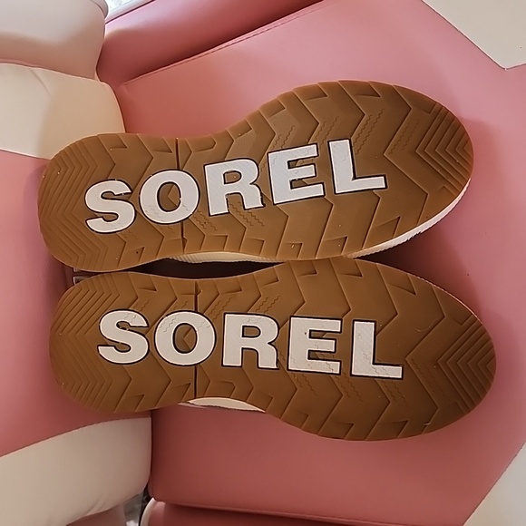 Woman's Sorel sneekers size 7.5 - Picture 5 of 5